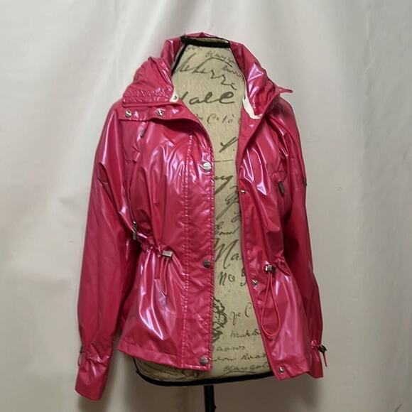 GUESS FUCHSIA NEON  LOGO NWOT JACKET‎ SIZE S - Picture 1 of 9